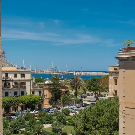 Apartment Terrazza Dei Colori Kalsa By Wonderful Italy *